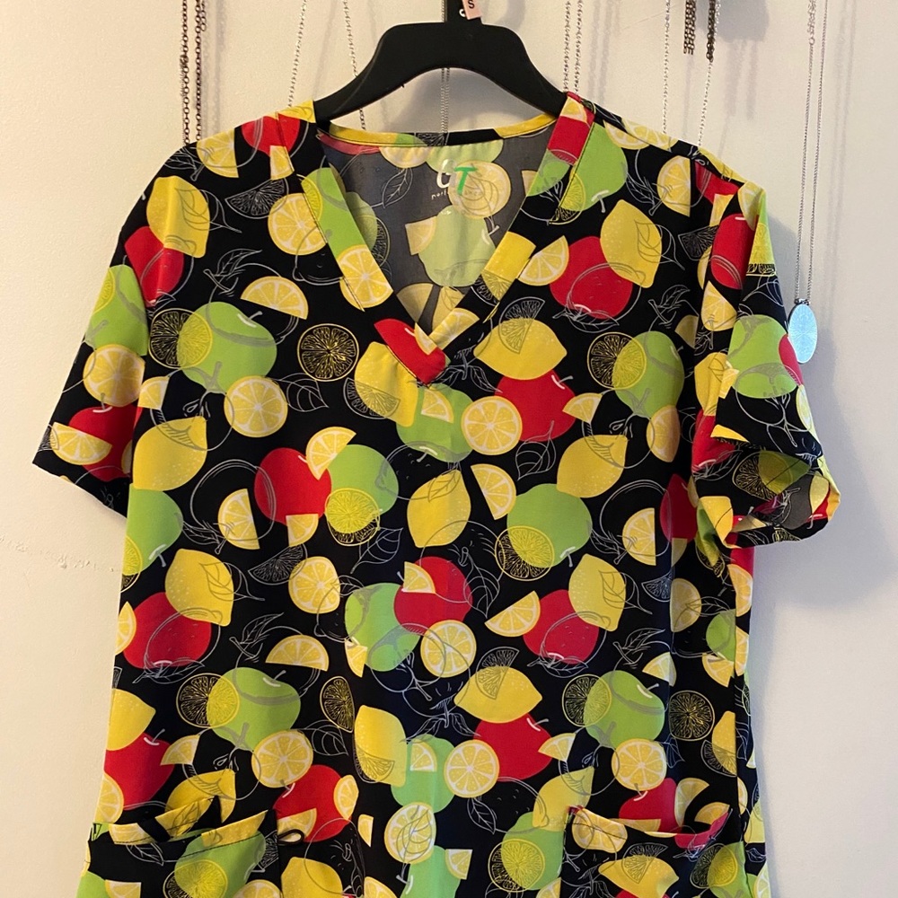 GT performance nursing scrub top